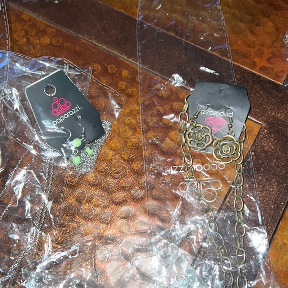 Mystery Lot of Paparazzi Jewelry - Picture 4 of 8